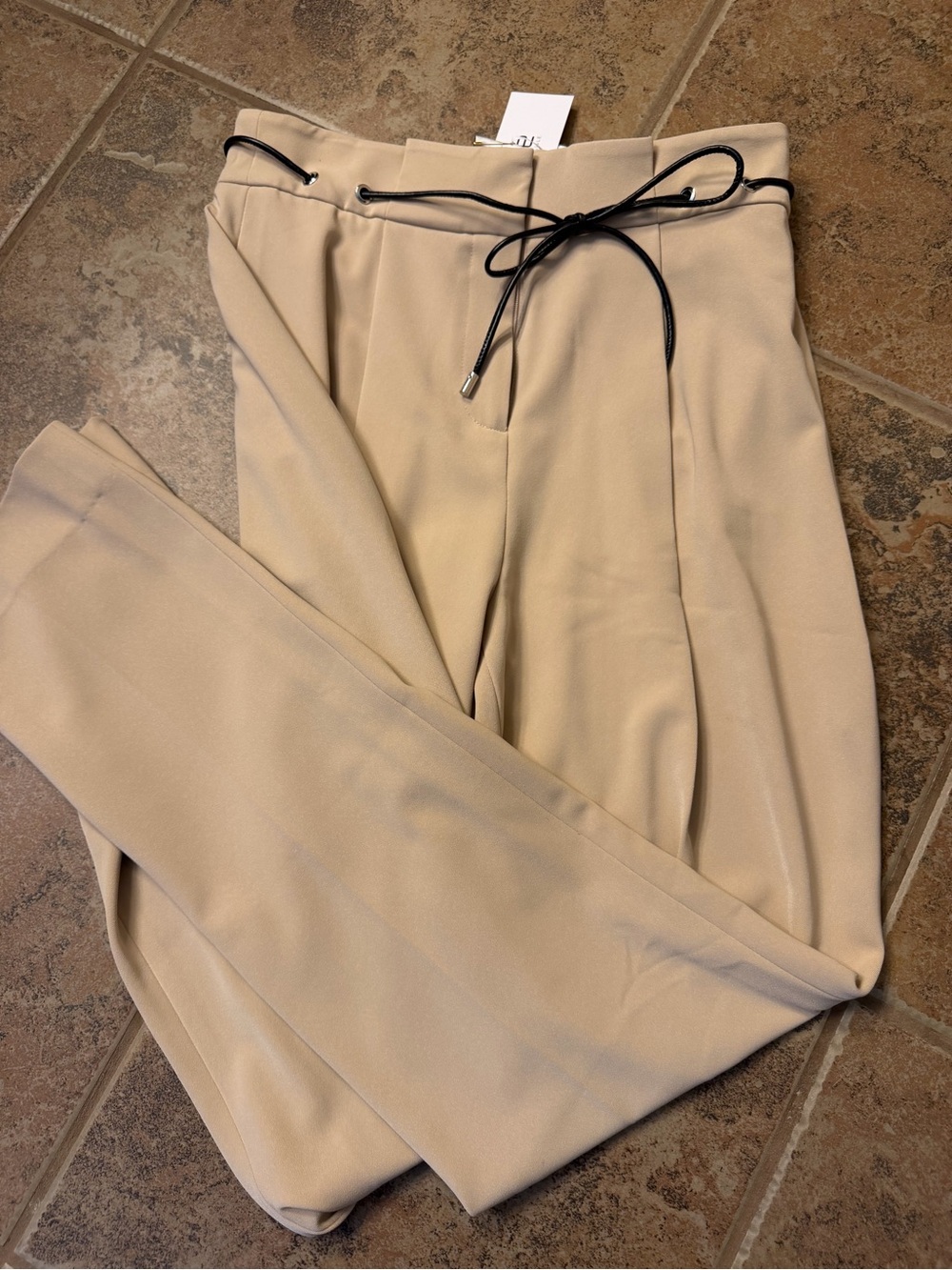 Carlisle Cream Dress Pants with Black Drawstring Detail - Picture 4 of 4